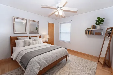 3910 West 83rd Street Chicago IL 60652
