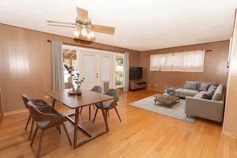 3910 West 83rd Street Chicago IL 60652