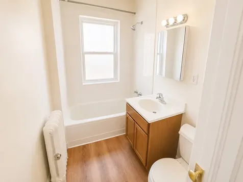 737 Hinman Avenue Evanston IL 60202