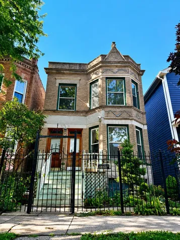 3232 West Lemoyne Street Chicago IL 60651
