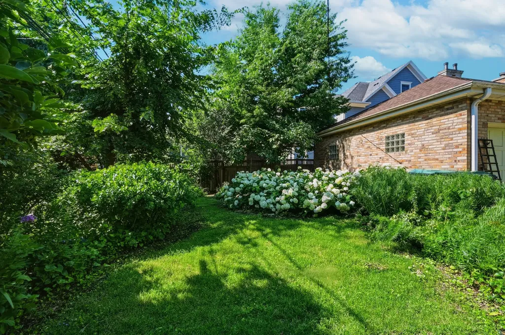 4201 Linden Avenue Western Springs IL 60558
