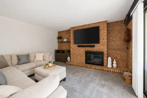 1607 Maple Terrace Lisle IL 60532