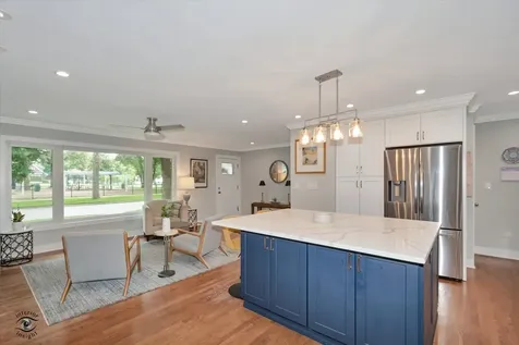 801 North Stone Avenue La Grange Park IL 60526