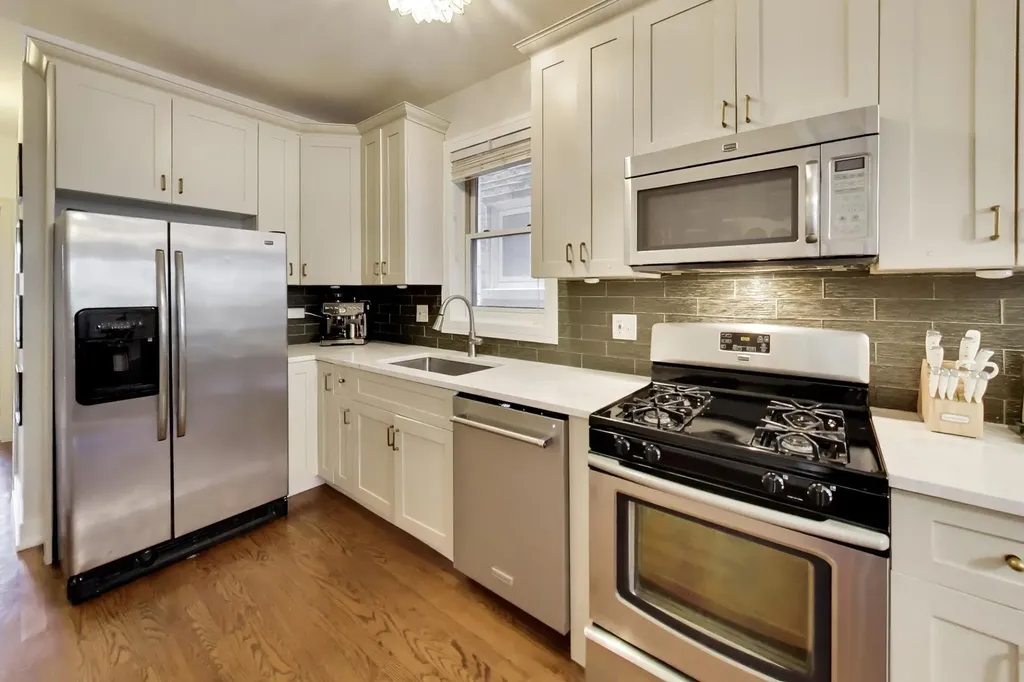 1247 North Rockwell Street Chicago IL 60622