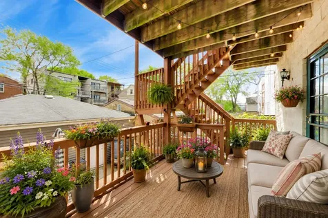 1247 North Rockwell Street Chicago IL 60622