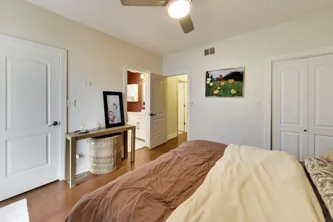 1247 North Rockwell Street Chicago IL 60622