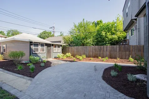 807 South Taylor Avenue Oak Park IL 60304