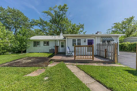 36672 North Traer Terrace Gurnee IL 60031