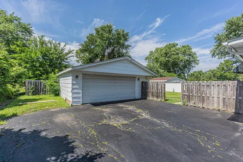 36672 North Traer Terrace Gurnee IL 60031
