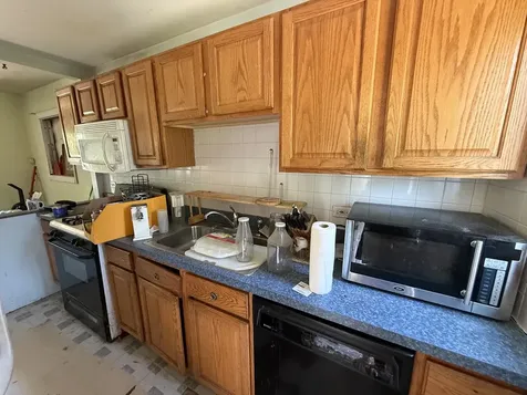 2228 Shawnee Road Waukegan IL 60087