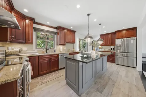 10S230 Grant Street Burr Ridge IL 60527