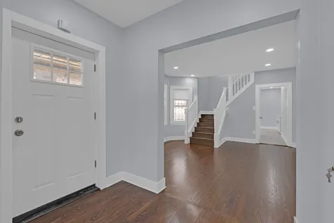 2539 West Morse Avenue Chicago IL 60645