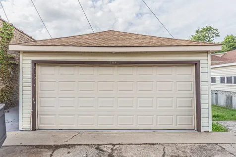 2539 West Morse Avenue Chicago IL 60645