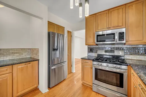 1100 Lockwood Drive Buffalo Grove IL 60089