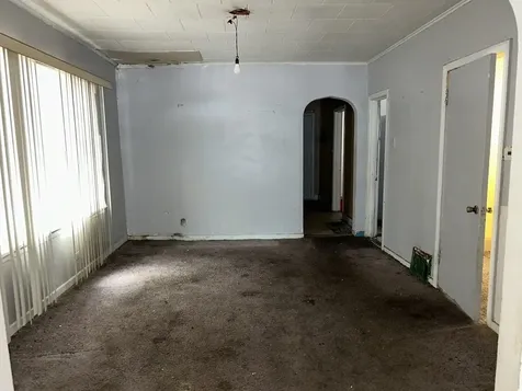 11568 South Lafayette Avenue Chicago IL 60628