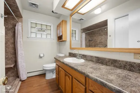 670 North 4th Avenue Coal City IL 60416