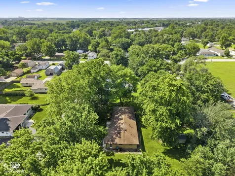 670 North 4th Avenue Coal City IL 60416