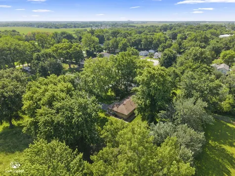 670 North 4th Avenue Coal City IL 60416