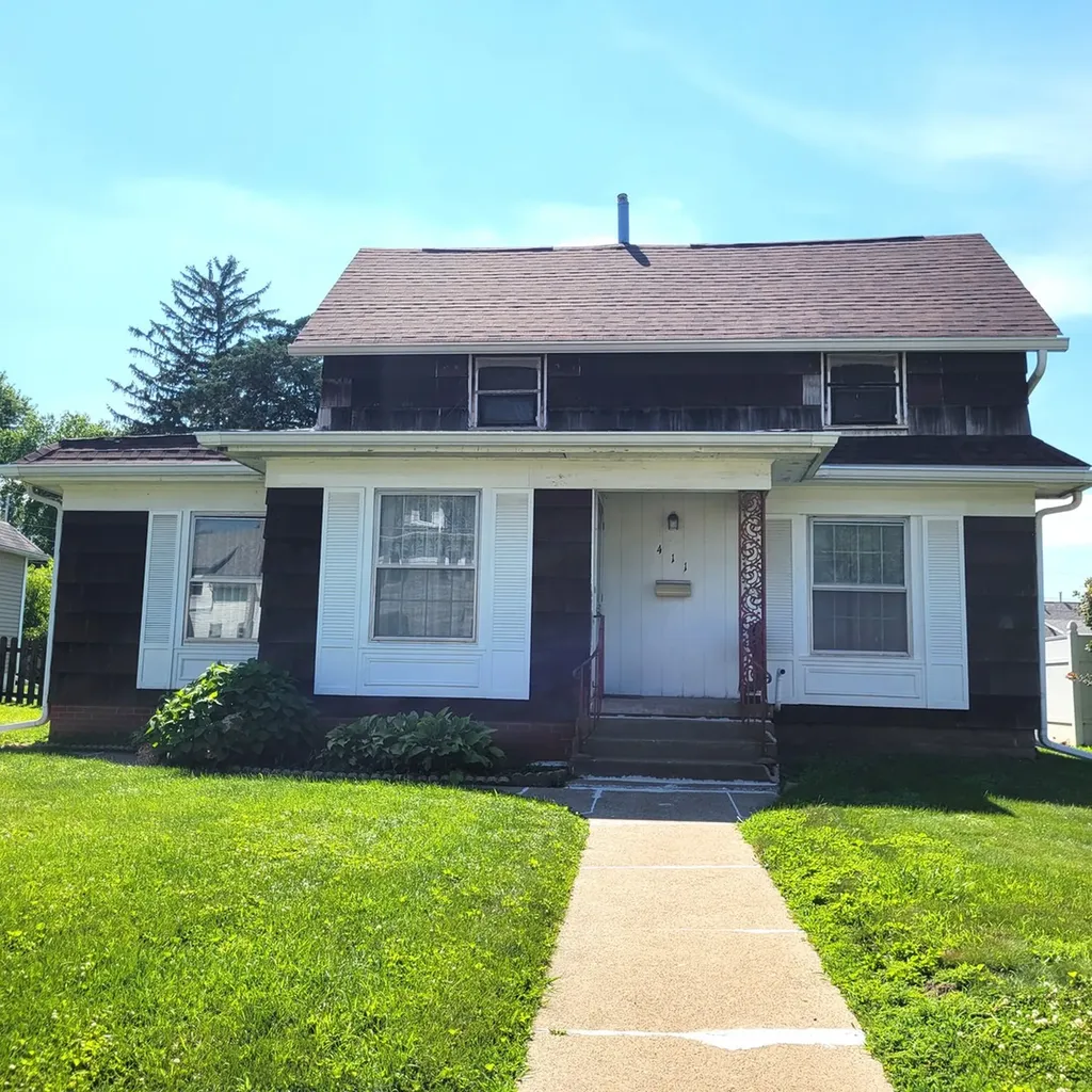 411 39TH Street Moline IL 61265