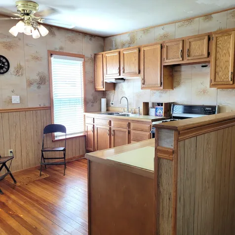 411 39TH Street Moline IL 61265