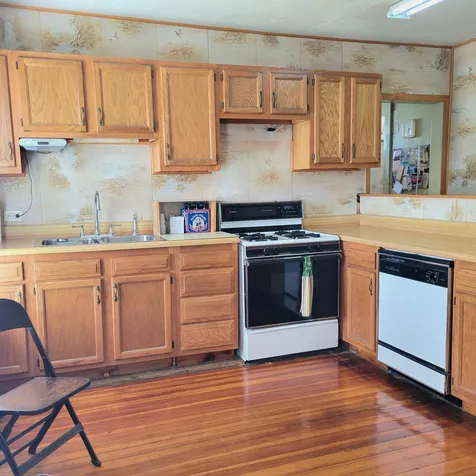 411 39TH Street Moline IL 61265