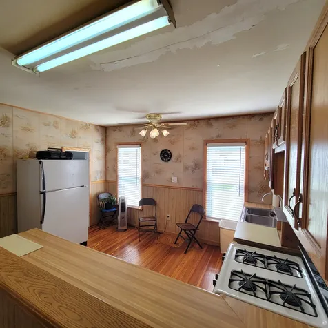 411 39TH Street Moline IL 61265