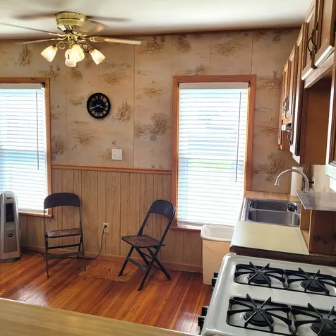 411 39TH Street Moline IL 61265