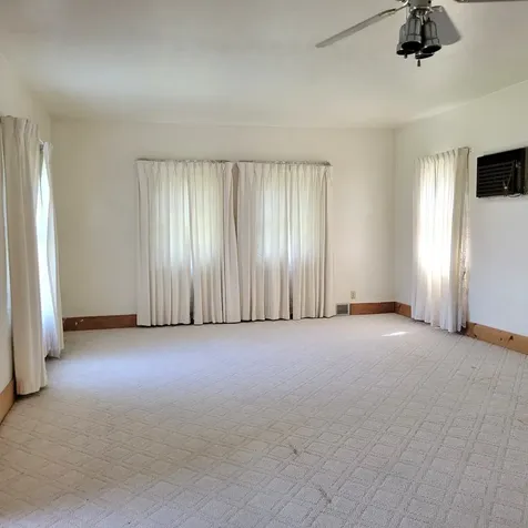 411 39TH Street Moline IL 61265