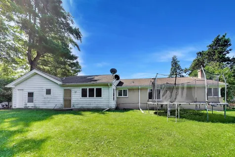 1810 East Euclid Avenue Arlington Heights IL 60004