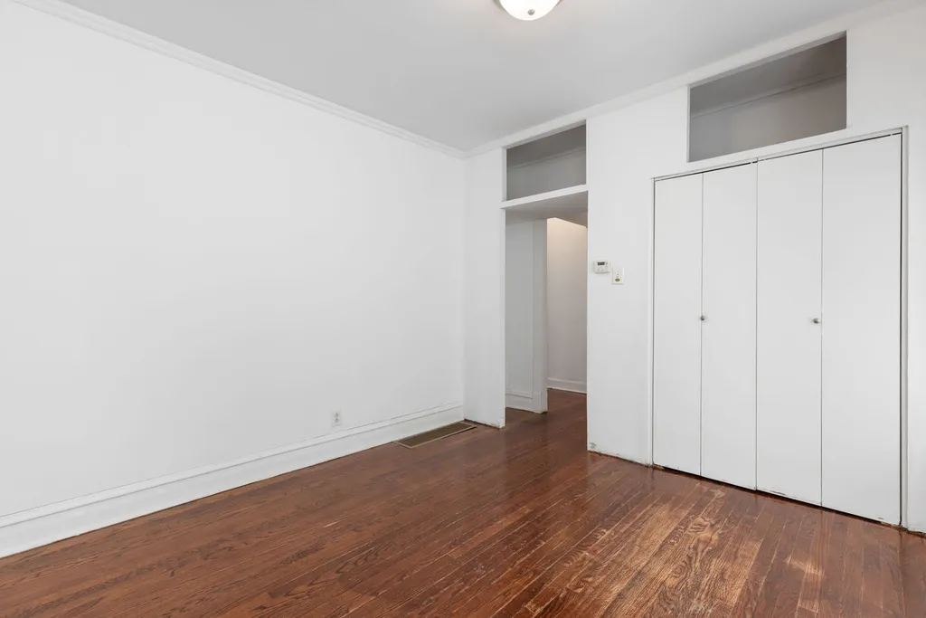 4519 North Troy Street Chicago IL 60625