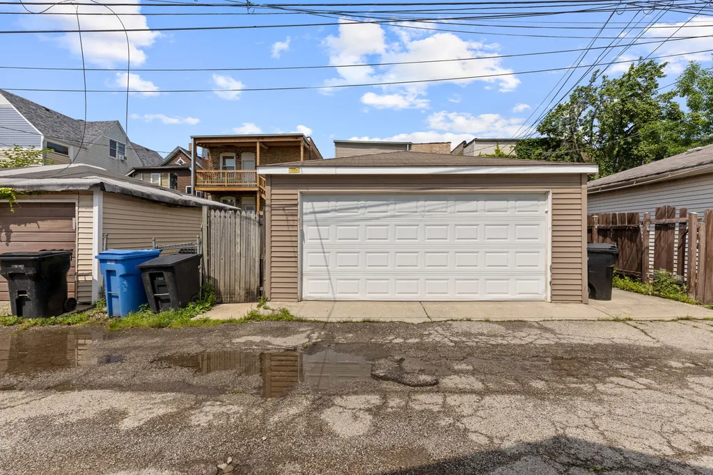 4519 North Troy Street Chicago IL 60625