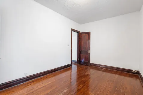 4519 North Troy Street Chicago IL 60625