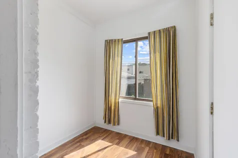 4519 North Troy Street Chicago IL 60625
