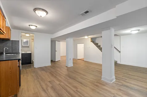 4519 North Troy Street Chicago IL 60625