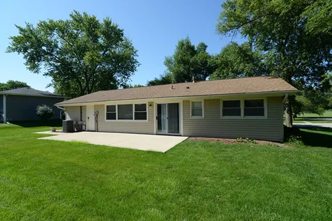 930 Sharon Lane Schaumburg IL 60193
