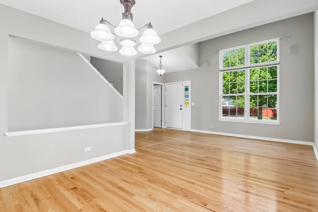 1322 Pennsbury Lane Aurora IL 60502