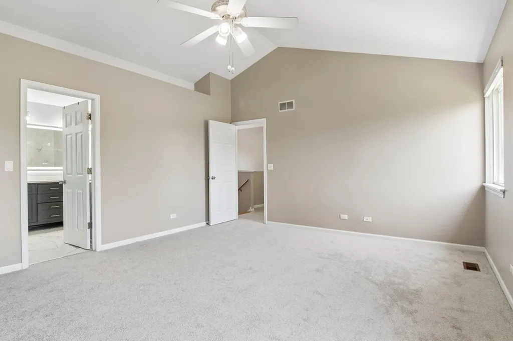 1322 Pennsbury Lane Aurora IL 60502