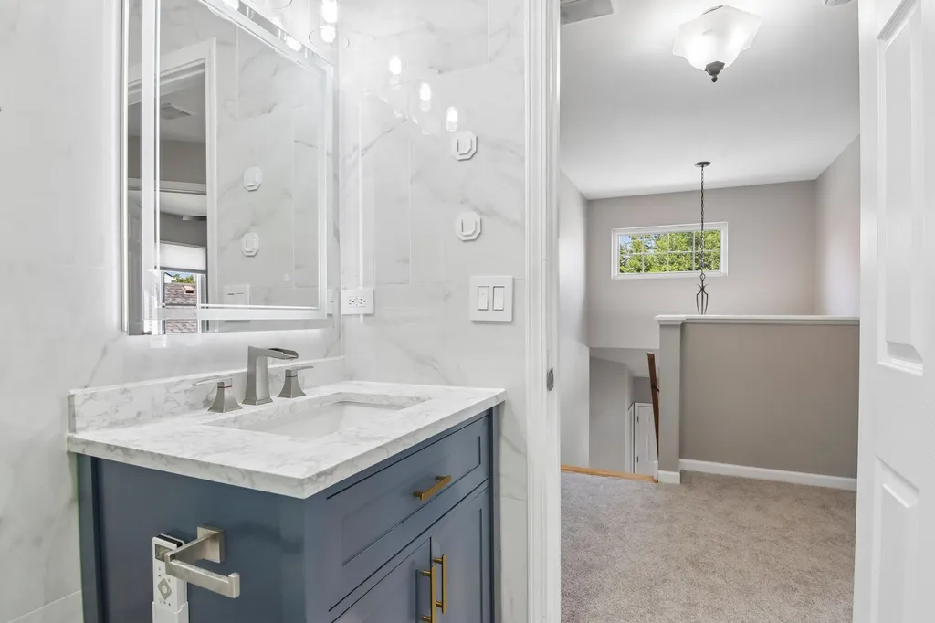 1322 Pennsbury Lane Aurora IL 60502
