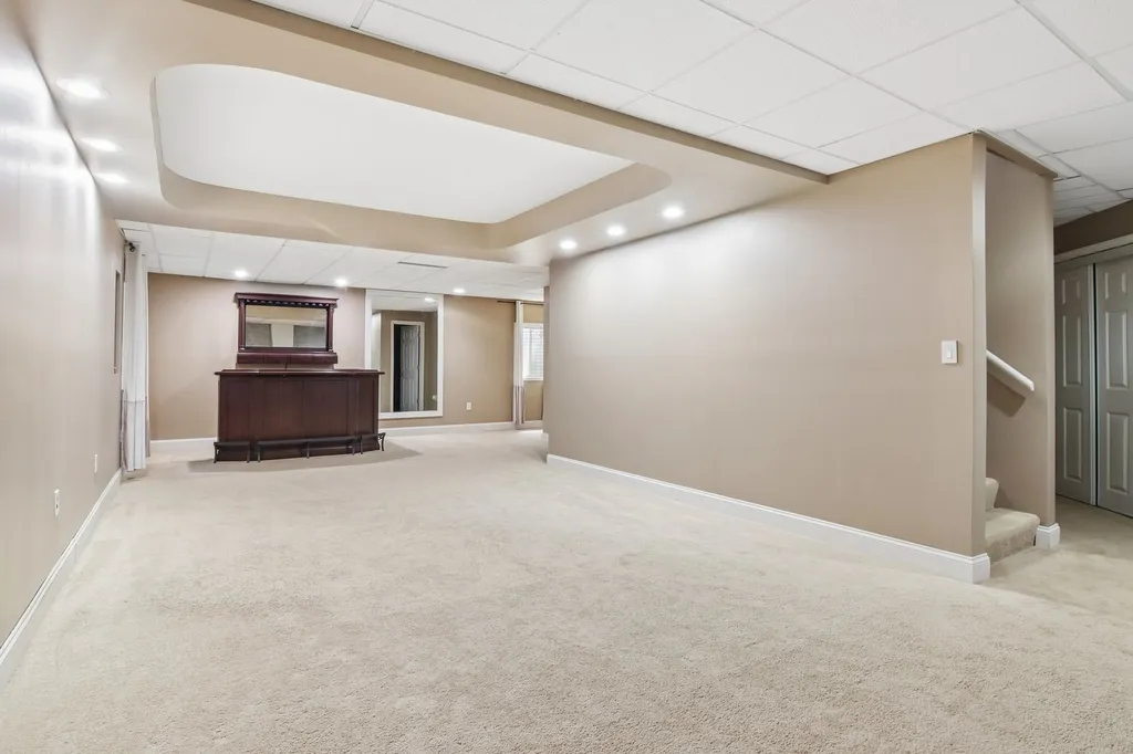 1322 Pennsbury Lane Aurora IL 60502