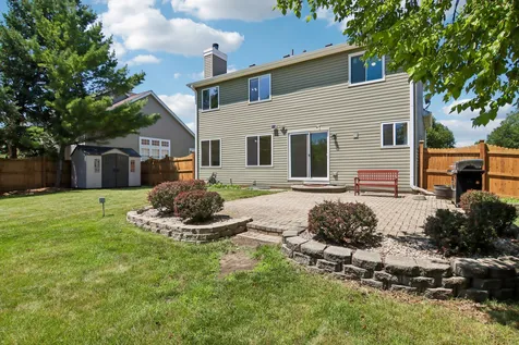 1322 Pennsbury Lane Aurora IL 60502