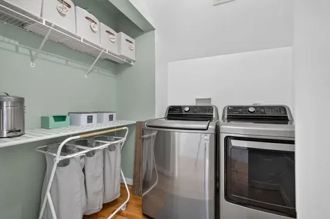 39W240 East Mallory Drive Geneva IL 60134