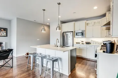 2618 North Halsted Street Chicago IL 60614