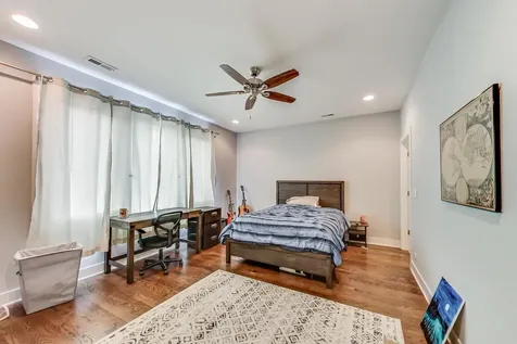 2618 North Halsted Street Chicago IL 60614