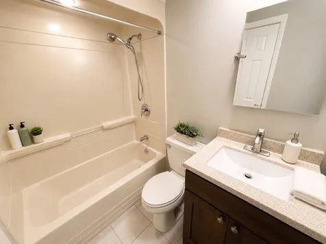 1525 North Patton Avenue Arlington Heights IL 60004