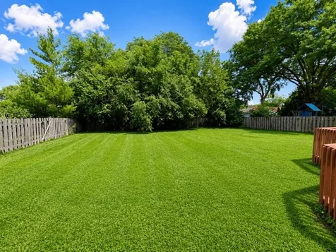 1525 North Patton Avenue Arlington Heights IL 60004