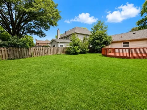1525 North Patton Avenue Arlington Heights IL 60004