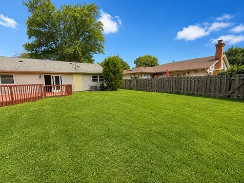 1525 North Patton Avenue Arlington Heights IL 60004