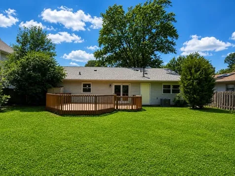 1525 North Patton Avenue Arlington Heights IL 60004