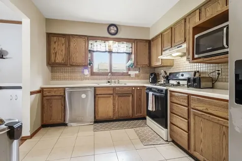 104 Nottingham Chase Normal IL 61761