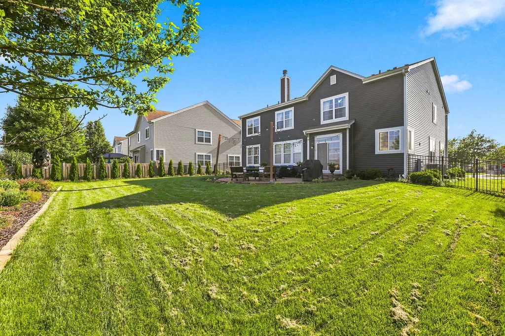 11109 Caldwell Drive Huntley IL 60142